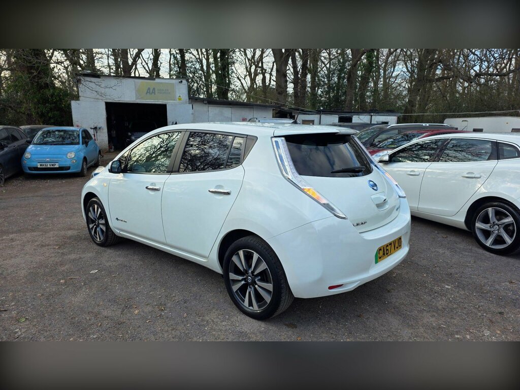 Nissan Leaf 30Kwh Tekna CA67VJO White #4