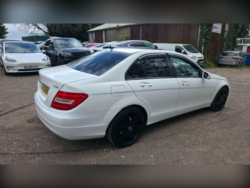Mercedes-Benz C Class 2.1 C220 Cdi Blueefficiency Executive Se G-tronic LK13OWW White #3