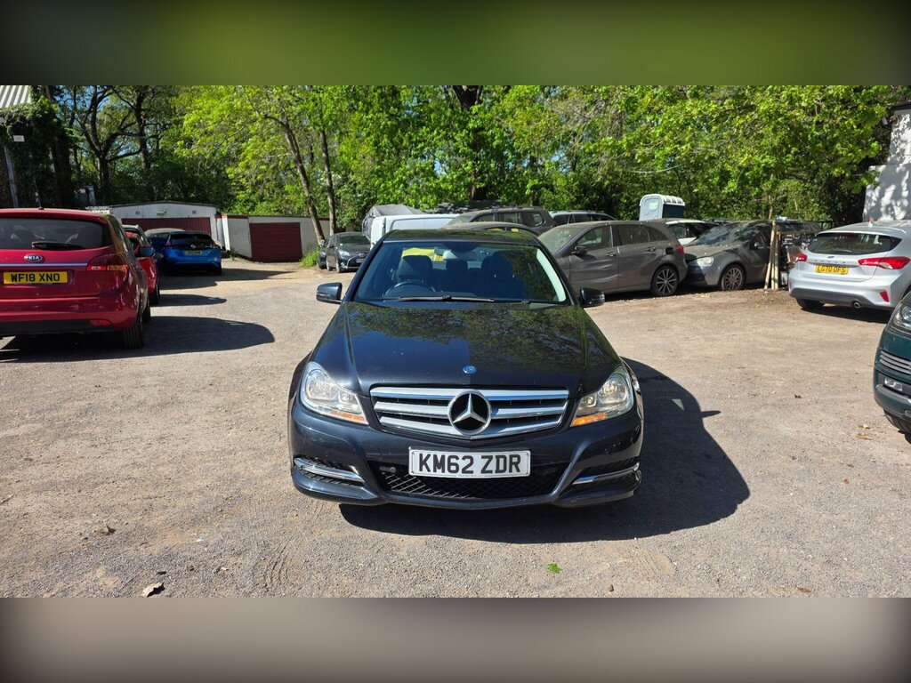 Mercedes-Benz C Class 2.1 C220 Cdi Blueefficiency Executive Se G-tronic KM62ZDR Black #4