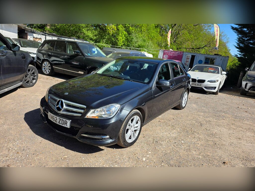 Mercedes-Benz C Class 2.1 C220 Cdi Blueefficiency Executive Se G-tronic Black