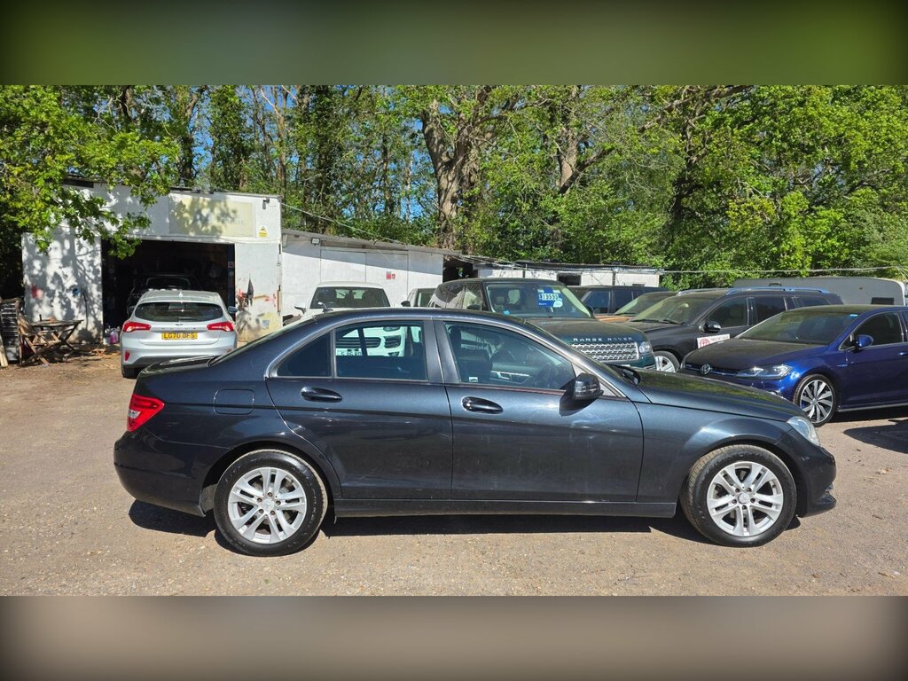 Mercedes-Benz C Class 2.1 C220 Cdi Blueefficiency Executive Se G-tronic KM62ZDR Black #6