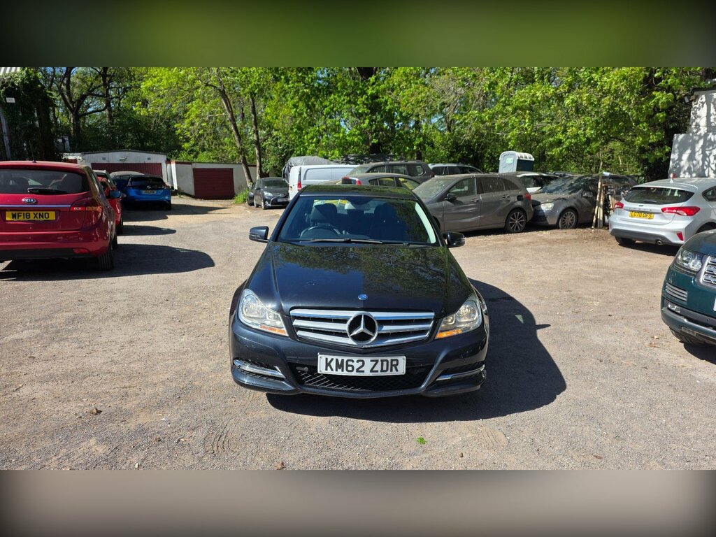 Mercedes-Benz C Class 2.1 C220 Cdi Blueefficiency Executive Se G-tronic KM62ZDR Black #3