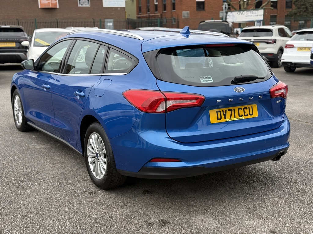 Ford Focus Titanium Edition 1.0T 2021 71 Reg DV71CCU Blue #5