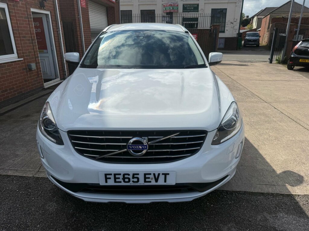 Volvo XC60 2.4 D5 Se Lux Nav Awd Euro 6 Ss FE65EVT White #5