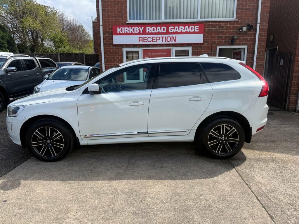 Volvo XC60 2.4 D5 Se Lux Nav Awd Euro 6 Ss FE65EVT White #4