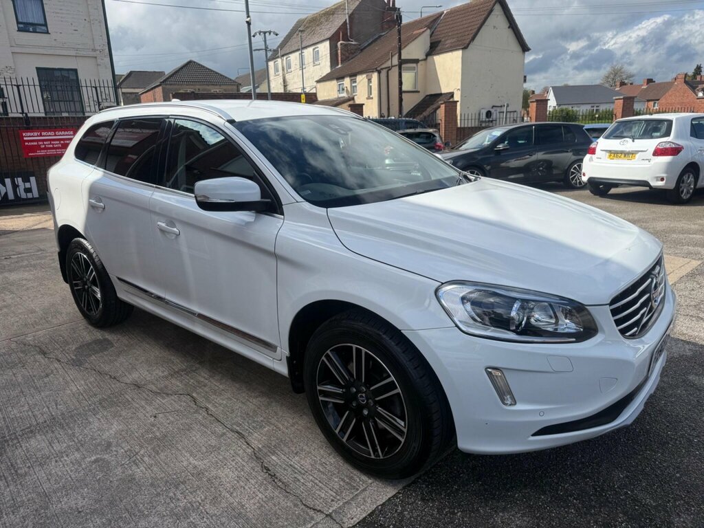 Volvo XC60 2.4 D5 Se Lux Nav Awd Euro 6 Ss FE65EVT White #2