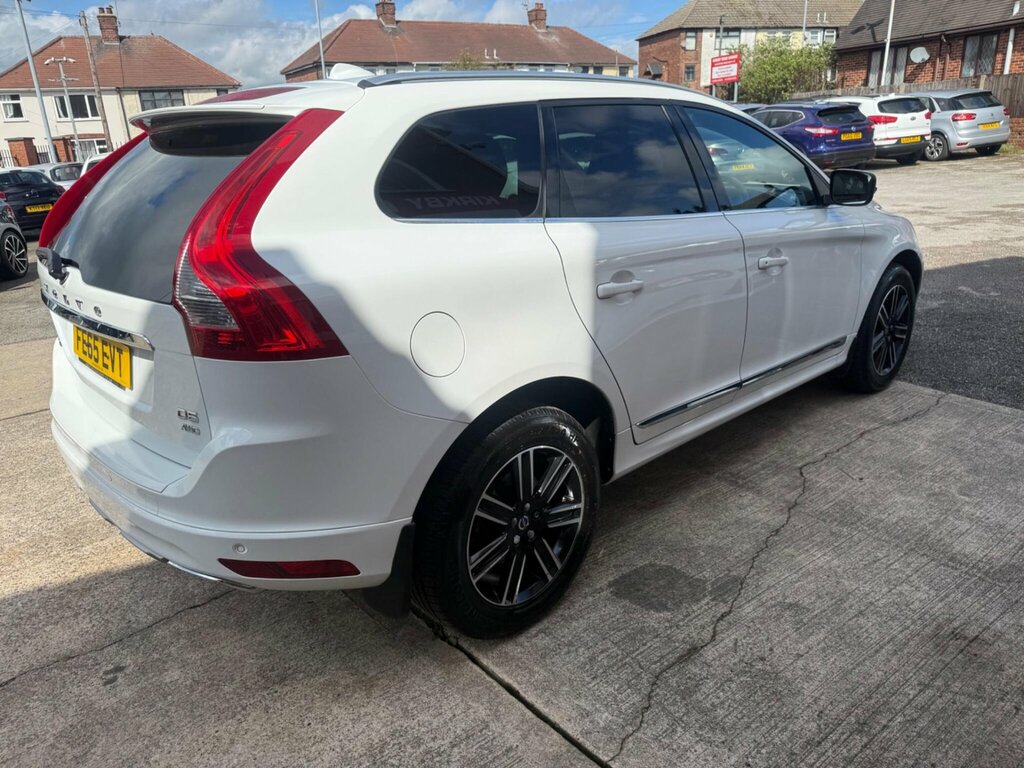 Volvo XC60 2.4 D5 Se Lux Nav Awd Euro 6 Ss FE65EVT White #3
