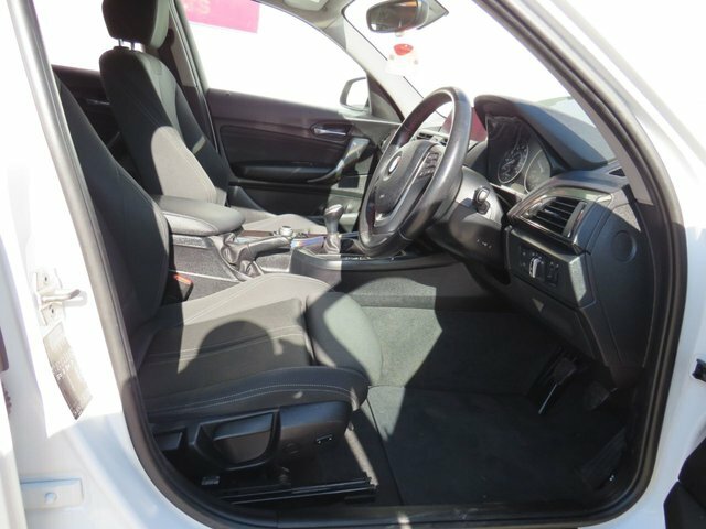 BMW 1 Series 2017 1.5 116D Sport Hatchback Eu AO17VUD White #6