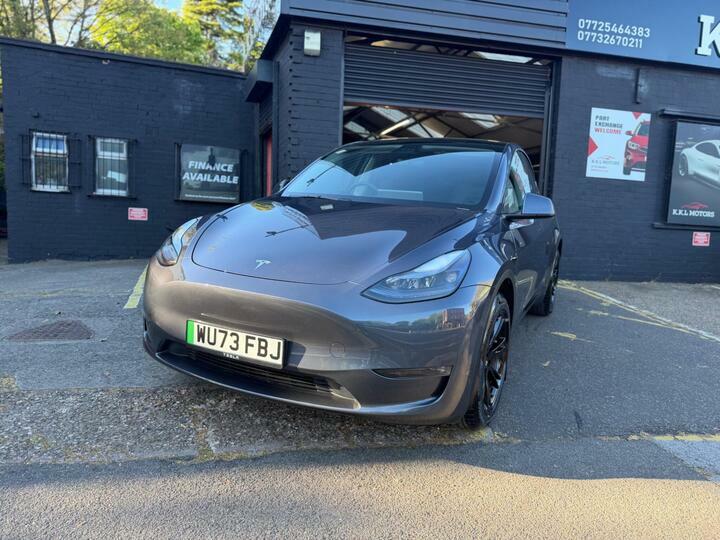 Tesla Model Y Dual Motor Long Range 4Wde Grey