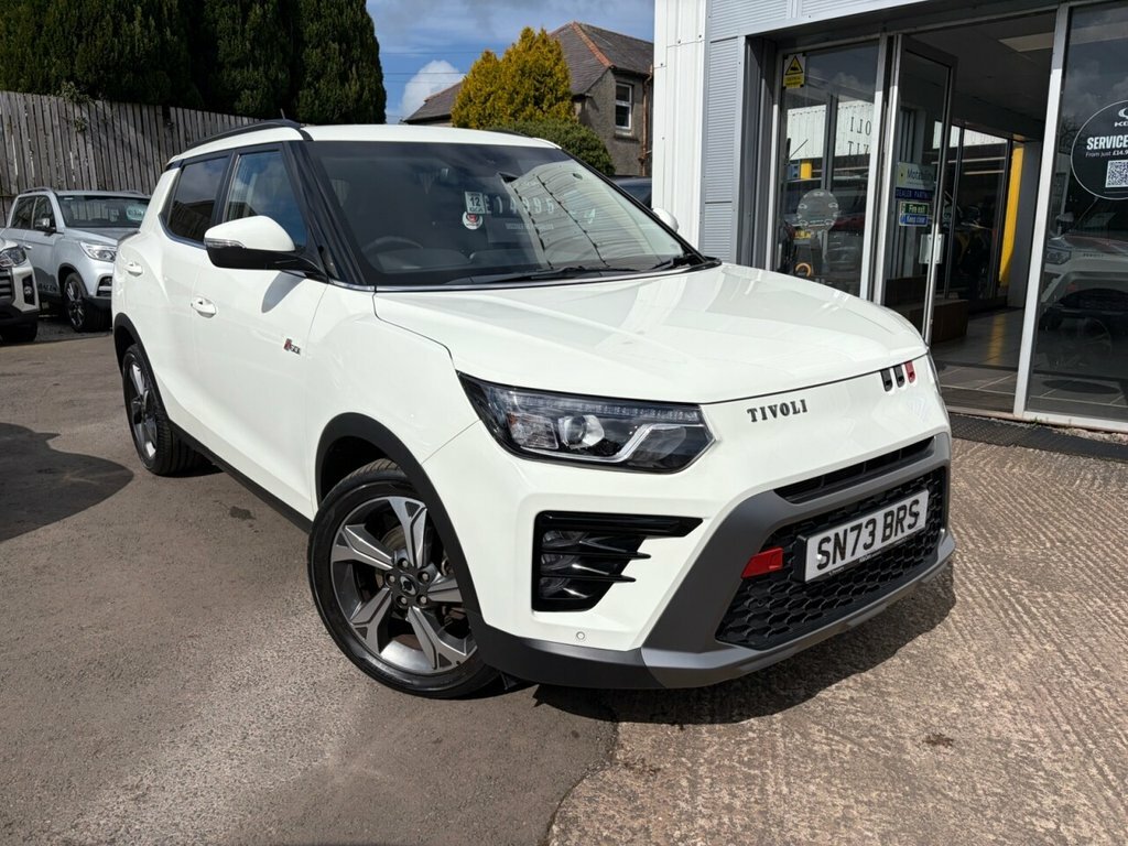 SsangYong Tivoli 1.5L Ultimate Nav White