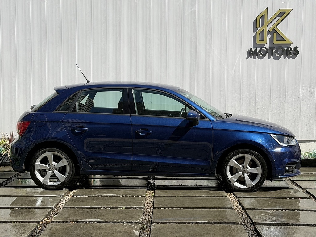 Audi A1 1.4 Tfsi Sport Sportback Euro 6 GJ67RZV Blue #3