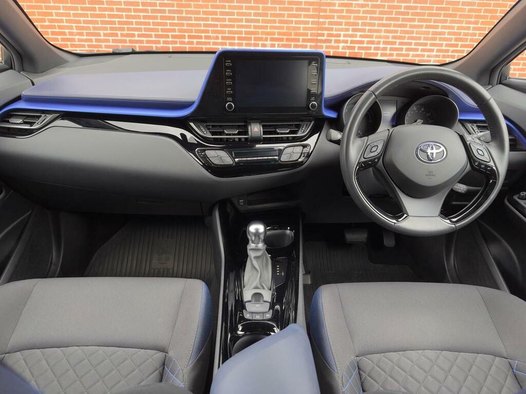 Toyota C-Hr 2.0 Vvt-h Dynamic Cvt Euro 6 S S  #4