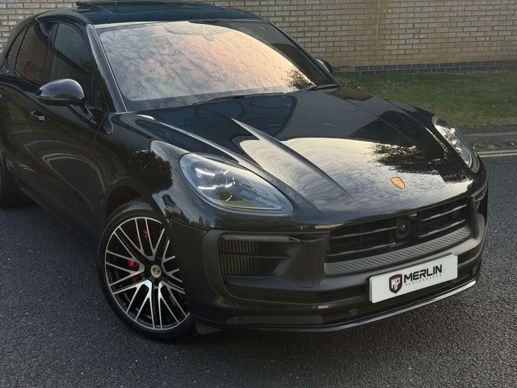 Porsche Macan Gts Black #5