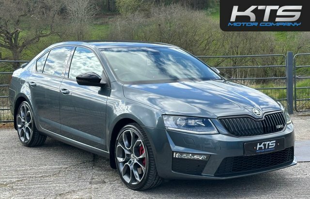 Skoda Octavia Tfsi Vrs Hatchback Grey #4