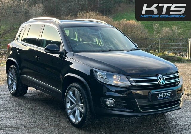Volkswagen Tiguan Tdi Bluemotion Tech Sport Black #4