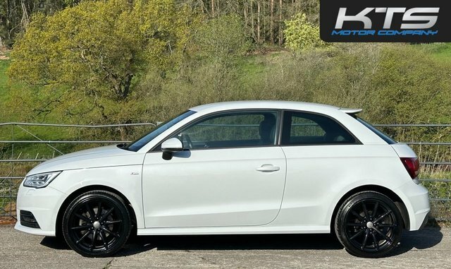 Audi A1 Tfsi Cod S Line SM17FRY White #6