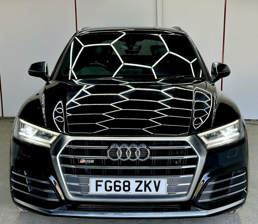 Audi SQ5 Suv FG68ZKV Black #6