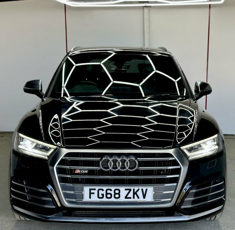 Audi SQ5 Suv FG68ZKV Black #5