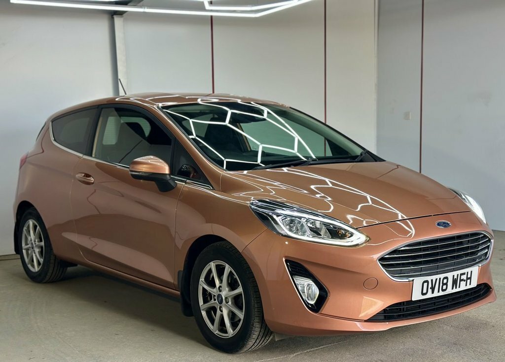 Ford Fiesta 1L Zetec Bo Play Series Brown