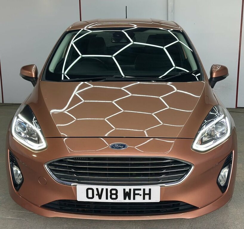 Ford Fiesta 1L Zetec Bo Play Series OV18WFH Brown #4