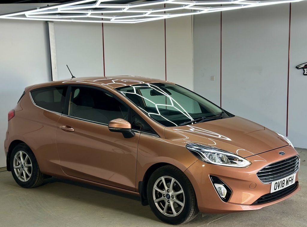 Ford Fiesta 1L Zetec Bo Play Series OV18WFH Brown #3