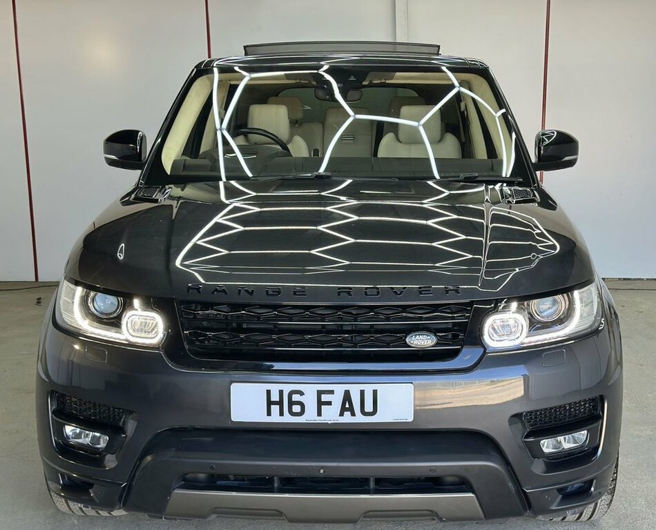 Land Rover Range Rover Sport 4.4L Dynamic Grey #4