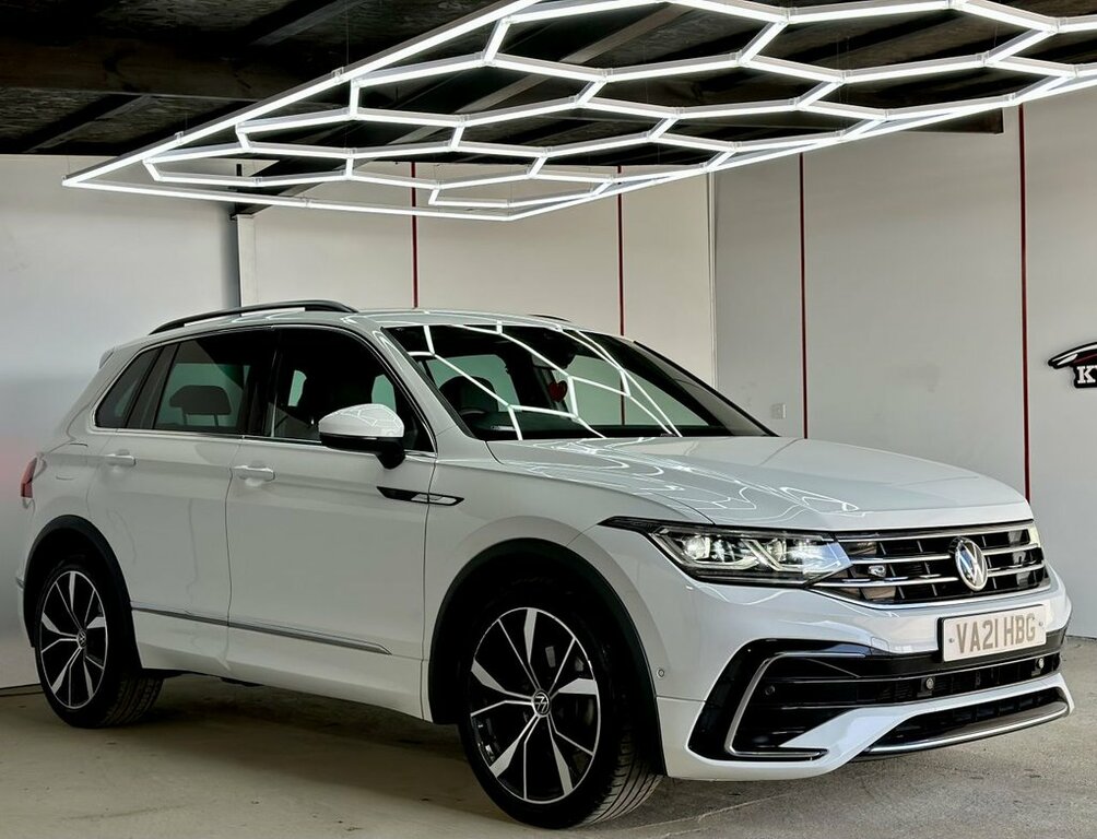 Volkswagen Tiguan 1.5L R-line White