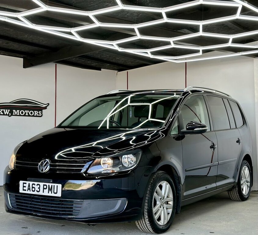 Volkswagen Touran 1L Se Black #6