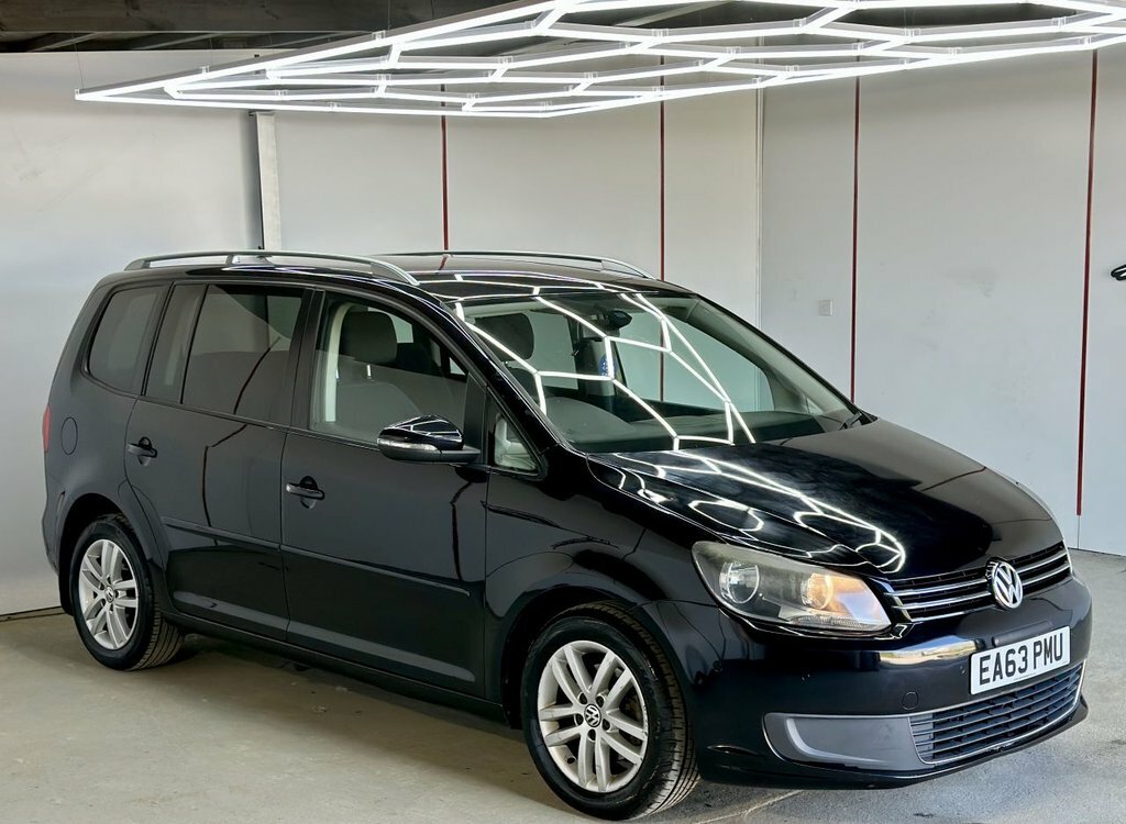 Volkswagen Touran 1L Se Black