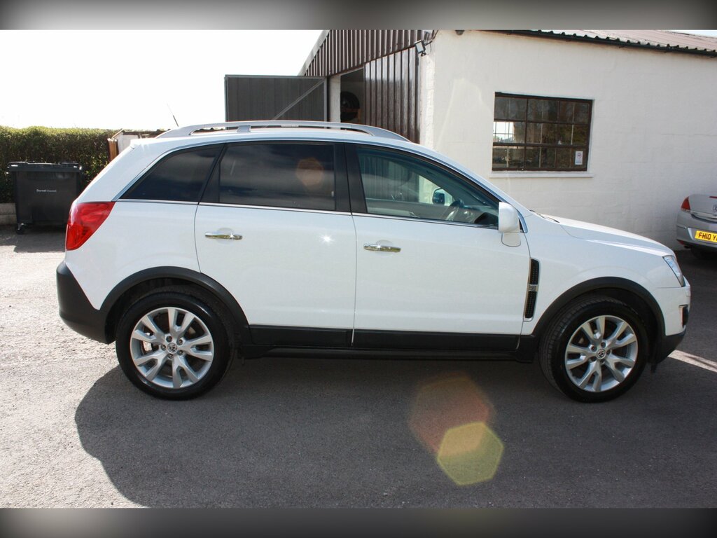 Vauxhall Antara 2.2 Cdti Se Suv 4Wd Euro 5 Snav WG62HNU White #3