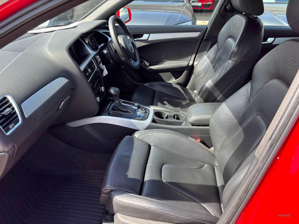 Audi A4 2.0 Tdi 150 S Line Multitronic GM15JDX Red #6