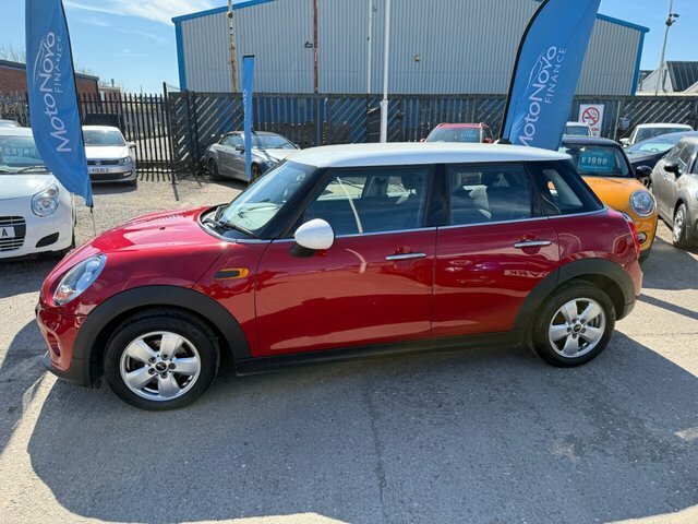 Mini Hatch 1.5 Cooper D Hatchback Euro 6 S Red #6