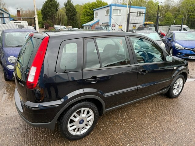 Ford Fusion 1.6 Zetec Climate Hatchback Black #3