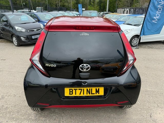 Toyota Aygo 1.0 Vvt-i X-clusiv Hatchback Eur BT71NLM Black #4