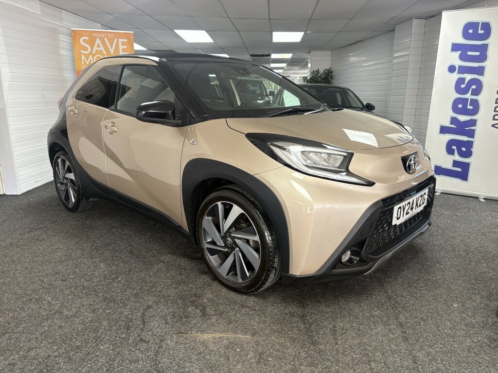 Toyota Aygo X Hatchback 1.0 Vvt-i Exclusive Beige