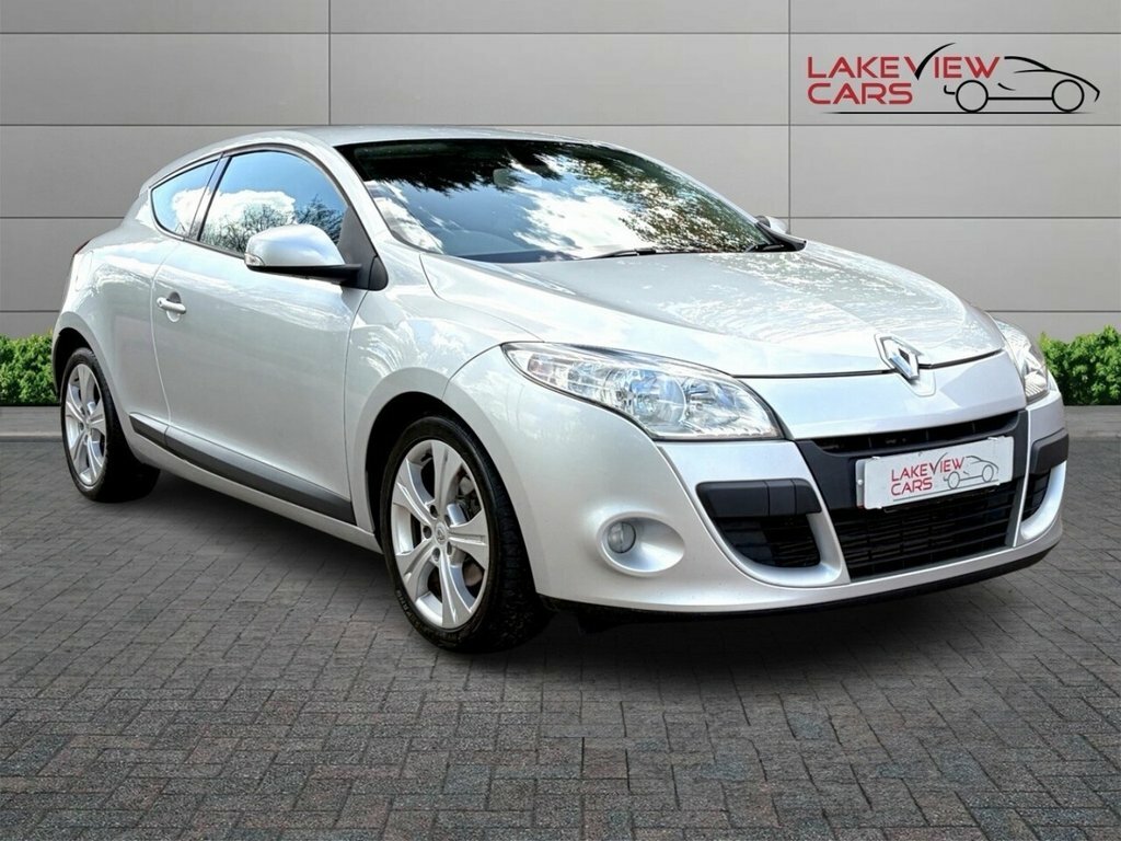 Renault Megane 1.5L Dynamique Tomtom Silver