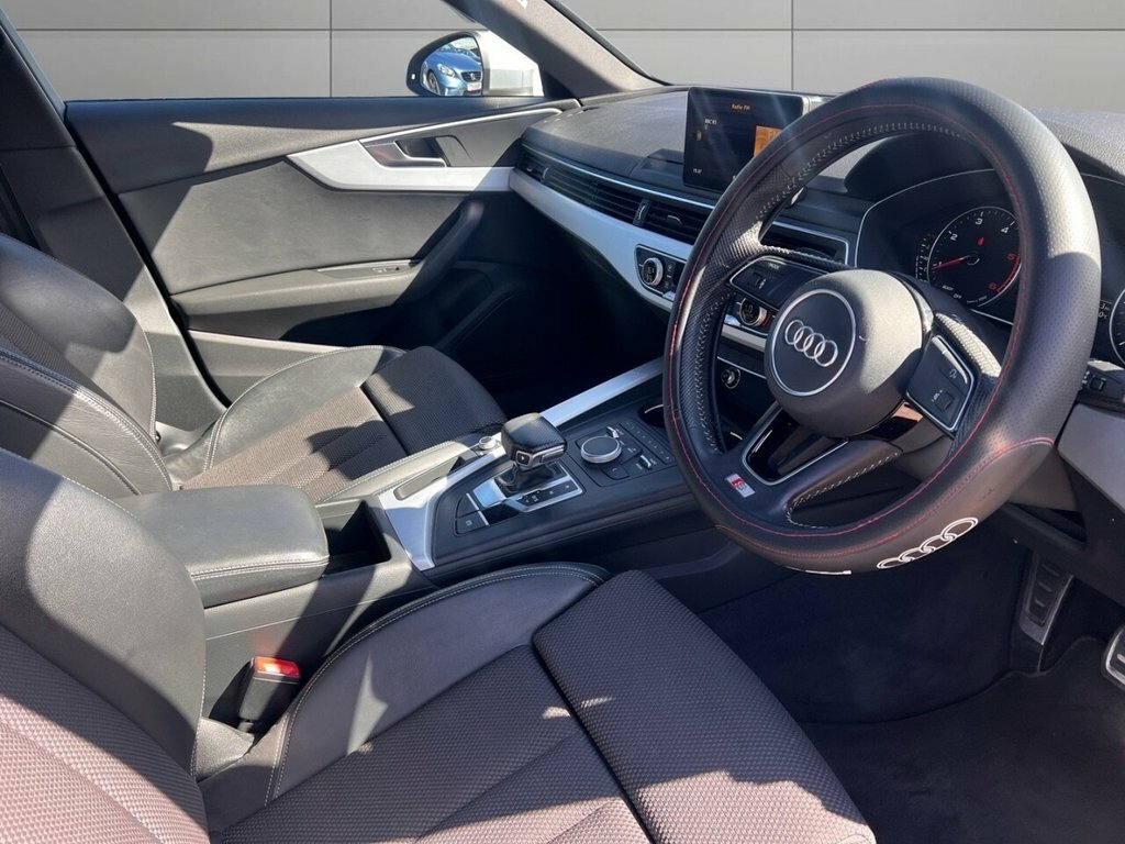 Audi A4 2L S Line YT16OTB Silver #6