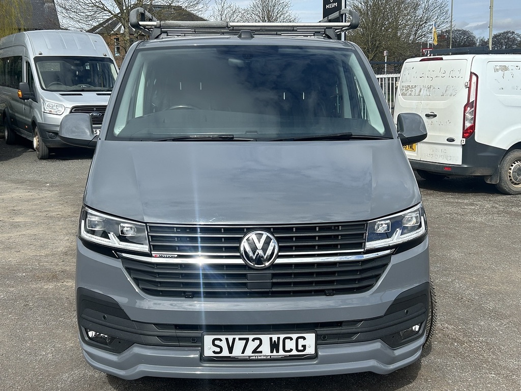Volkswagen Transporter 2.0 Bitdi T32 Highline Kombi Double Cab SV72WCG Grey #2