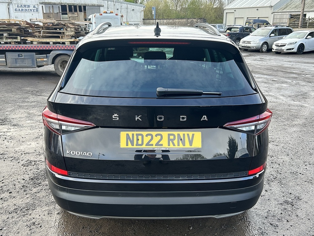 Skoda Kodiaq 1.5 Tsi Act Se Drive Suv Euro 6 ND22RNV Black #4