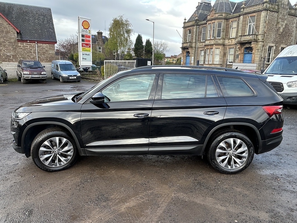 Skoda Kodiaq 1.5 Tsi Act Se Drive Suv Euro 6 ND22RNV Black #3