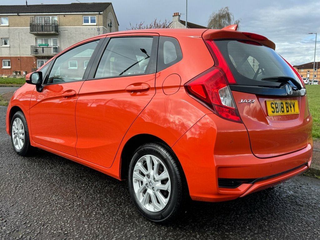 Honda Jazz 1.3L Se SD18BYY Orange #3