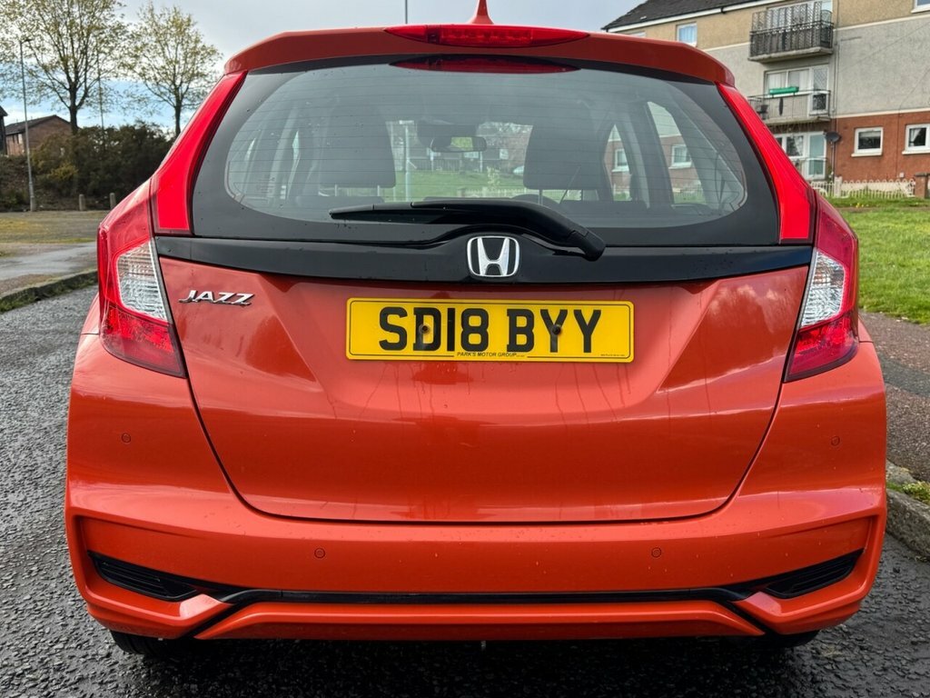 Honda Jazz 1.3L Se SD18BYY Orange #4