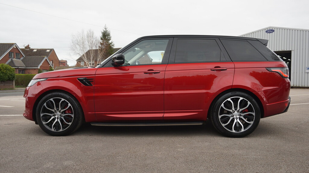 Land Rover Range Rover Sport 2.0 P400e 13.1Kwh Red #4
