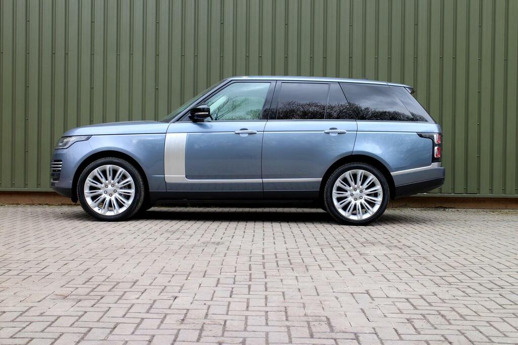 Land Rover Range Rover 4.4 Sd V8 4Wd Euro 6 Ss BD68YNF Blue #4