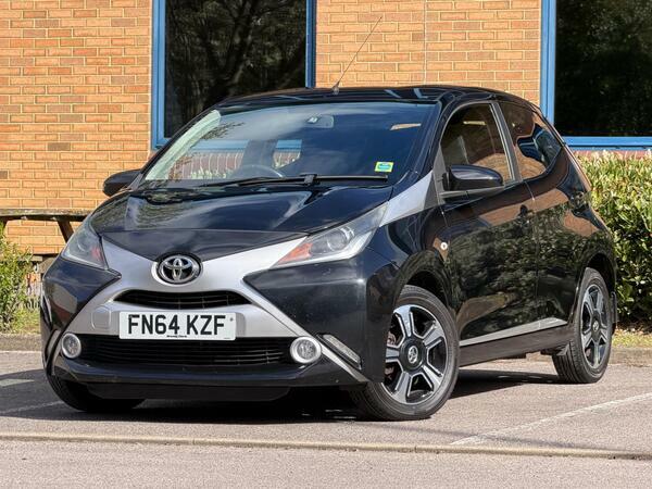 Toyota Aygo 1.0 Vvt-i X-clusiv Euro 5 Euro 5 FN64KZF Black #3