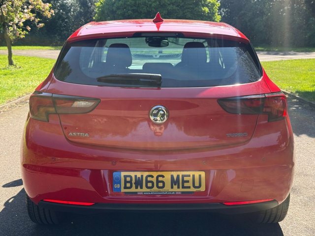 Vauxhall Astra Turbo Sri Nav Hatchback BW66MEU Red #6