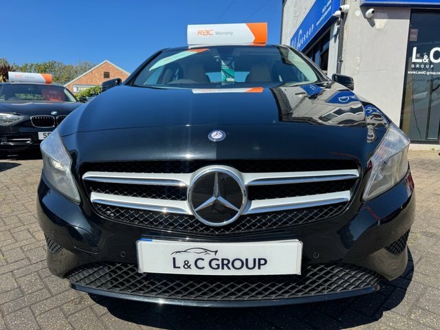 Mercedes-Benz A Class 1.6 A200 Blueefficiency Sport 7G-dct EO13YPA Black #4