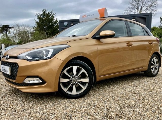 Hyundai I20 1.2 Blue Drive Se OU65URY Orange #2