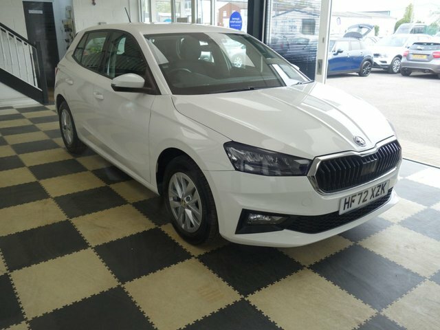 Skoda Fabia Tsi Se Comfort Hatchback HF72XZK White #3