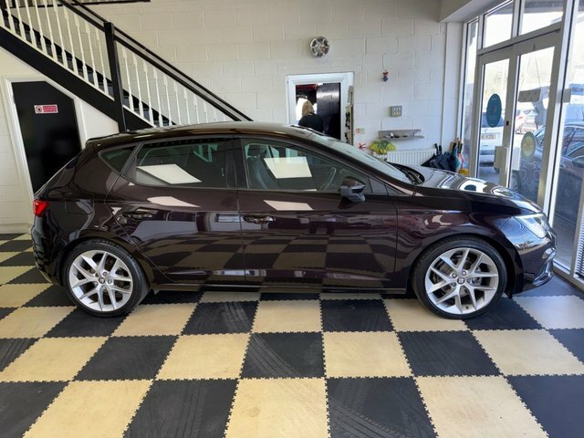 Seat Leon Tsi Fr Technology Hatchback Purple #4